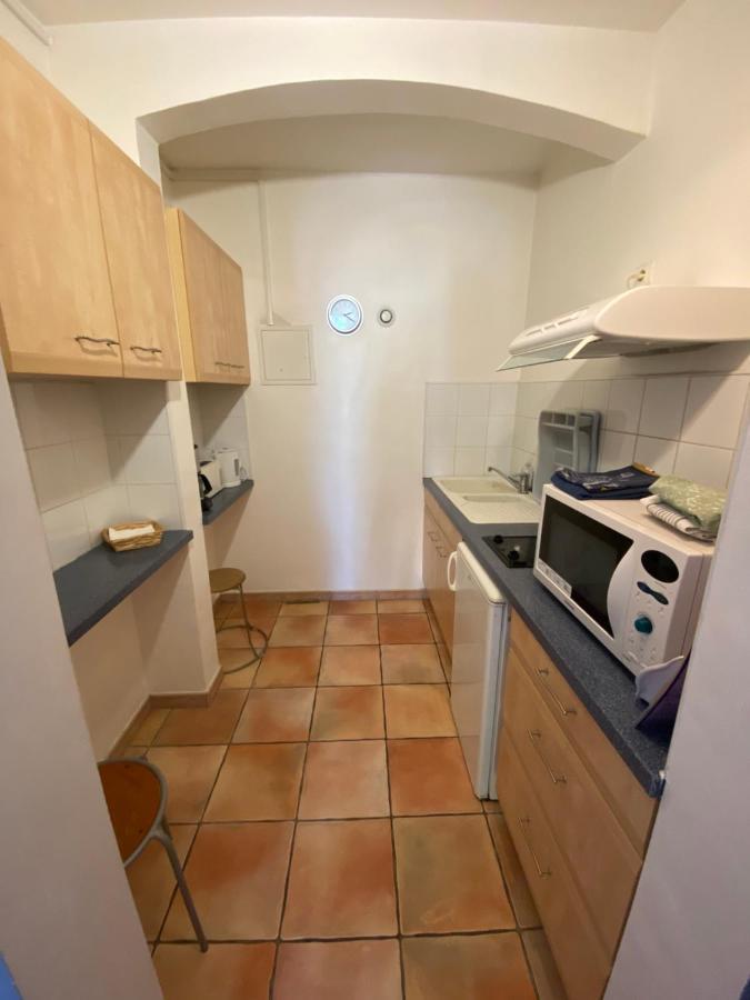 Appartement Les Arcades à Fayence Extérieur photo